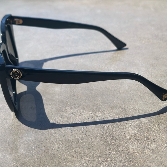 ❤️Gucci Black Modern Oversized Cat Eye Sunglasses - Picture 5 of 9
